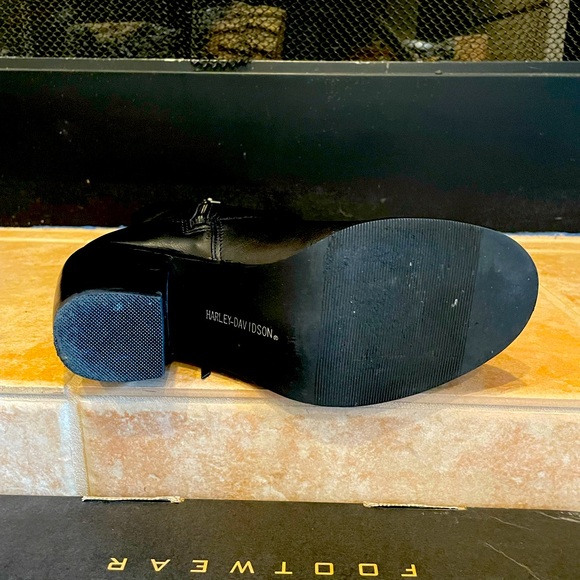 Harley-Davidson® Women's Alanis Black Leather 5.5” Shaft with 2.75” Heel - Picture 13 of 14